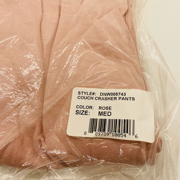 NWT Revolve Daydream Nation Couch Crasher Pants Pink Medium, Large &  X-Large - Picture 6 of 9